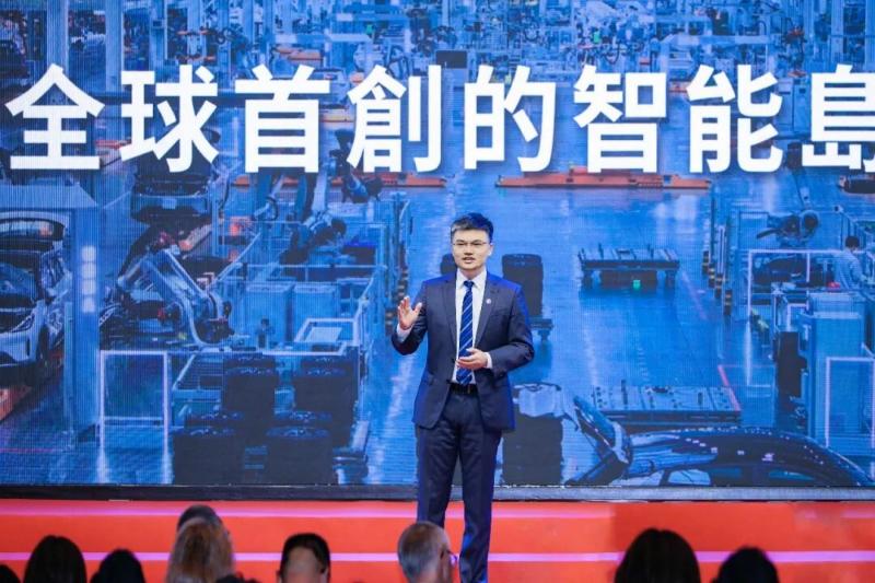 Tulo ka Global Pioneering Initiatives: SGMW Nagpakita sa Kalibutan sa China's Intelligent Manufacturing